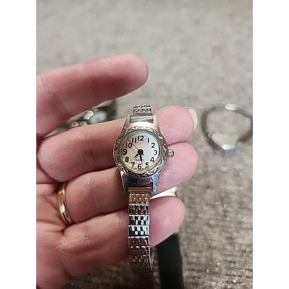 Wristwatch lot‎ for parts or repair Womens 7 Watches